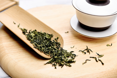 新銳遠(yuǎn)博茶葉 荷葉茶的視覺敘事與產(chǎn)品美學(xué)